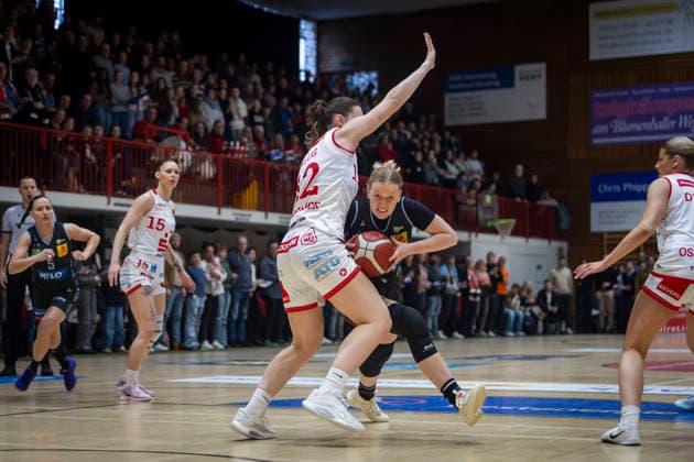 Saarlouis Royals Nr 9 Emma Eichmeyer GiroLive Panthers Osnabrück 73 65 Saarlouis Royals 1 Womens Basketball Bundesliga 1DBBL Panthers vs Royals