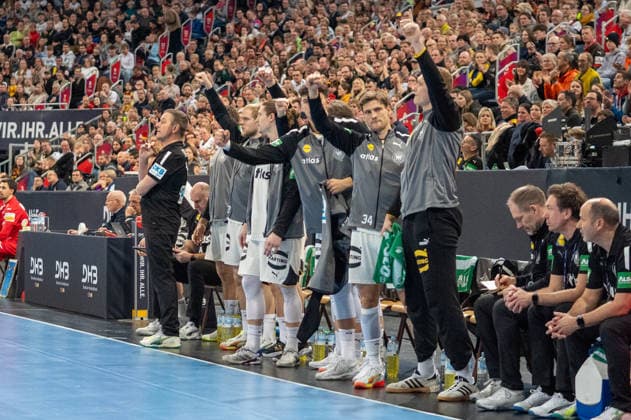 Germany, Handball, EHF friendly match, Germany Croatia on 11 01 in Hanover ZAG Arena The DHB team celebrates a goal Copyright: xSvenxHeidmannx