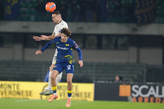 CALCIO - Serie A - Hellas Verona FC vs SS Lazio Adam Marusic of SS Lazio hit the ball during the soccer match between Hellas Verona FC and SS Lazio, MD20 of Serie A Enilive Italian soccer championship 2025 2026 at Marcantonio Bentegodi Stadium on January 11, 2026, Verona, Italy. Verona Italy  Copyright: xIPAxSport ABACAx