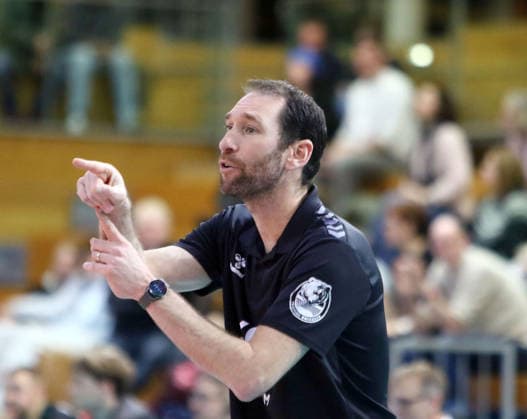 headcoach Itamar STEIN Giesen , He Volleyball, 1 BL,25 26, TSV Haching Muenchen vs Helios Gizzlys Giesen, , Geothermie Arena, Unterhaching, 11 01 26 Copyright: WolfgangxFehrmann