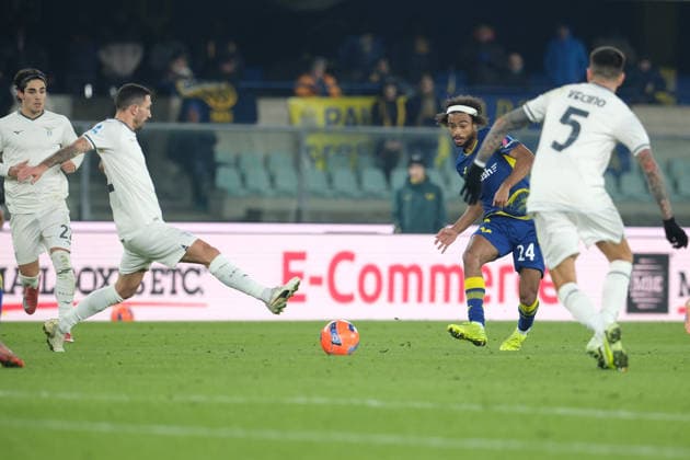 Hellas Verona FC v SS Lazio - Serie A Antoine Bernede of Hellas Verona FC participates in the soccer match between Hellas Verona FC and SS Lazio, MD20 of Serie A Enilive Italian soccer championship 2025 2026 at Marcantonio Bentegodi Stadium in Verona, Italy, on January 11, 2026. Verona Italy  Copyright: xRobertoxTommasinix originalFilename:tommasini-hellasve260111_npWhv.jpg