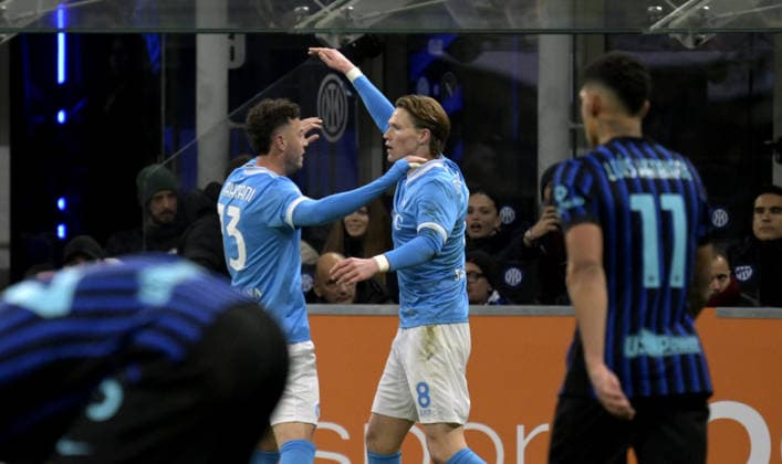 Foto IPP Paolo Bona Milano 11 01 2026 Campionato Serie A di Calcio stagione 2025 2026 partita Inter-Napoli Nella foto Scott McTominay esulta dopo il gol del 1-1Italy Photo Press Worldwide Copyright italy Italy ITALY  Copyright: xR4924_italyphotopressx