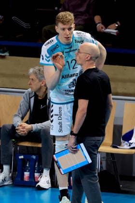 DEU, DVV, 1 VBL, BR Volleys vs SWD powevolleys Dueren, 11 01 2026, Max Schmeling Halle, Berlin, DEU, DVV, 1 VBL, BR Volleys vs SWD powevolleys Dueren, in the picture head coach Christophe Achten Dueren , Siebe Korenblek Dueren 12 nordphotoxGmbHx xEngler nph00076