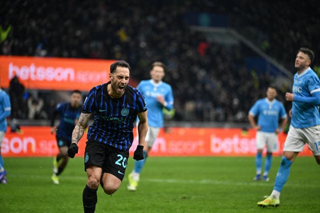 CALCIO - Serie A - Inter - FC Internazionale vs SSC Napoli Hakan Calhanoglu of Inter FC celebrating after a goal during the Italian Serie A football match between Inter FC and SSC Napoli on January 11th, 2026 at Giuseppe Meazza San Siro Siro stadium in Milan, Italy. Photo Tiziano Ballabio Milan Italy  Copyright: xIPAxSport ABACAx