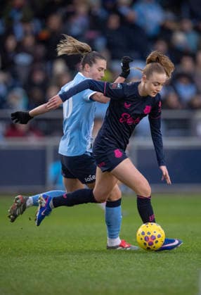 Manchester City v Everton - Barclays Women s Super League MANCHESTER, ENGLAND - JANUARY 11: Karen Holmgaard of Everton and Vivianne Miedema of Manchester City in action during the Barclays Women s Super League match between Manchester City and Everton at Joie Stadium on January 11, 2026 in Manchester, England. Karen Holmgaard; Vivianne Miedema Manchester Joie Stadium England United Kingdom Copyright: xVisionhausx 776378203