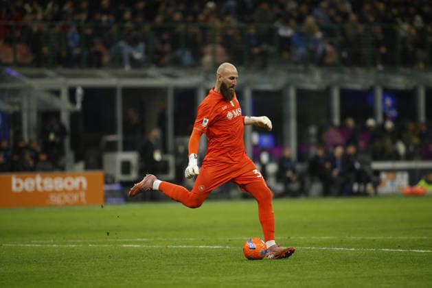CALCIO - Serie A - Inter - FC Internazionale vs SSC Napoli Vanja Milinkovic-Savic of SSC Napoli during the Italian Serie A, 2025 26 season, football match between FC Inter and SSC Napoli on 11 January 2026 at â?? Giueppe Meazza â?? Stadium, San Siro, Milan, Italy. Photo Nderim KACELI Milan Italy  Copyright: xIPAxSport ABACAx