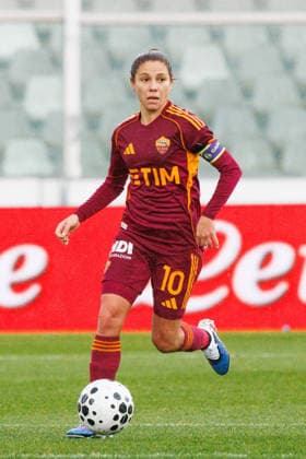 CALCIO - Supercoppa Femminile - Juventus FC vs AS Roma Manuela Giugliano of AS Roma plays the ball during the Italian Women Super Cup match between Juventus and AS Roma at Stadio Adriatico on January 11, 2026 in Pescara, Italy. Photo: Cinzia Camela. Pescara Italy  Copyright: xIPAxSport ABACAx