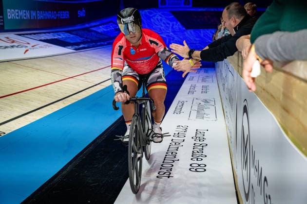 FÖRSTEMANN Robert Sixdays Bremen 2026 Team 1 BOBRINK FÖRSTEMANN Robert GER Landscape horizontal Landscape Event Event Sixdays Bremen 2026 Category Category Cycling Track Cycling Sixdays Elite Men Location Place Europe Germany Bremen ÖVB Arena Discipline Sprint Distance m Date Date 11 01 2026 Sunday Day 3