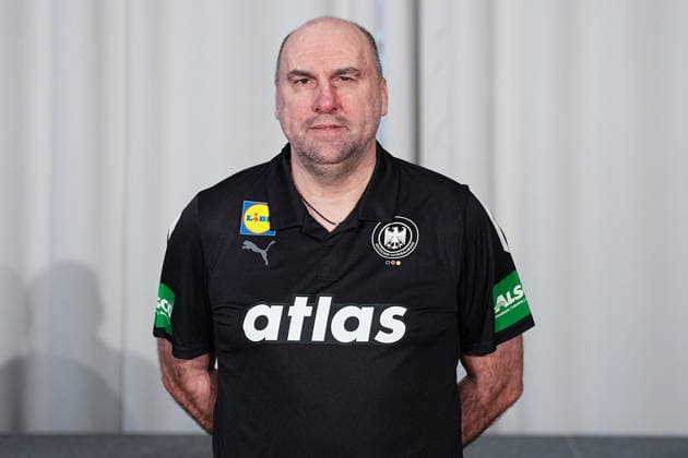 12 01 2026, xydrx, handball, portrait session of the German national team in Hanover ahead of the EHF Euro 2026 Erik Wudtke Co Coach Lower Saxony Germany