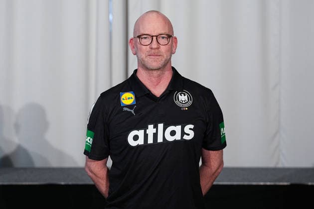 12 01 2026, xydrx, handball, portrait appointment of the German national team in Hanover before the EHF Euro 2026 Philip Luebke team doctor Lower Saxony Germany
