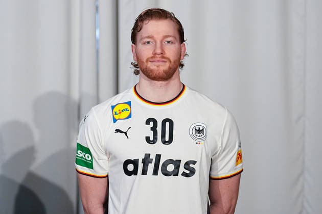 12 01 2026, xydrx, handball, portrait session of the German national team in Hanover ahead of the EHF Euro 2026 Tom Kiesler Lower Saxony Germany