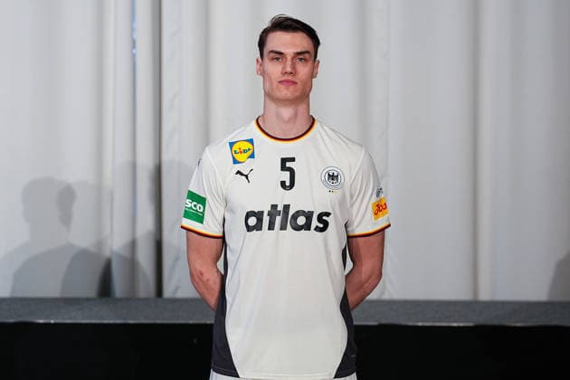 12 01 2026, xydrx, handball, portrait session of the German national team in Hanover ahead of the EHF Euro 2026 Miro Schluroff Lower Saxony Germany