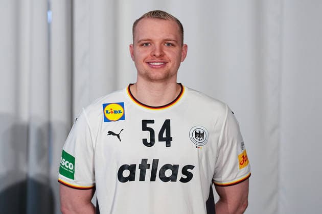 12 01 2026, xydrx, handball, portrait session of the German national team in Hanover ahead of the EHF Euro 2026 Justus Fischer Lower Saxony Germany