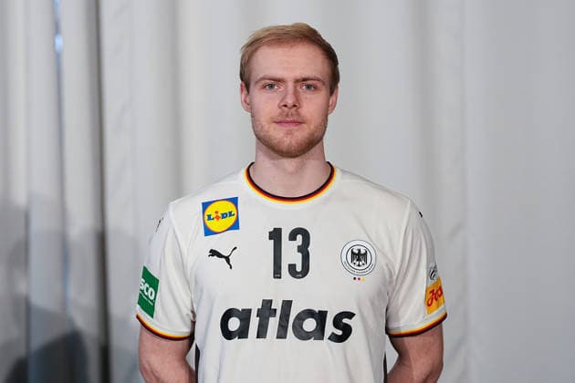12 01 2026, xydrx, handball, portrait session of the German national team in Hanover ahead of the EHF Euro 2026 Matthes Langhoff Lower Saxony Germany