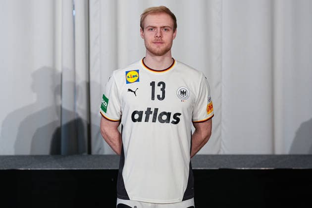 12 01 2026, xydrx, handball, portrait session of the German national team in Hanover ahead of the EHF Euro 2026 Matthes Langhoff Lower Saxony Germany