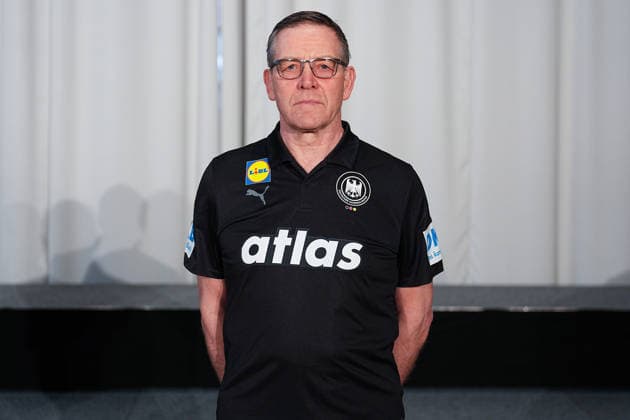 12 01 2026, xydrx, handball, portrait session of the German national team in Hanover ahead of the EHF Euro 2026 Alfred Gislason Head Coach German National Handball Team Lower Saxony Germany