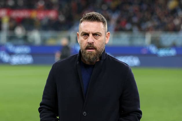 Serie A, Day 20, Stadio Ferraris, Genova, Genoa - Cagliari, in the photo: mister Daniele De Rossi  Copyright: xGabrielexSiri IPAxSportx xipa-agency.netx xx IPA_69990625 IPA_Agency_IPA69990625