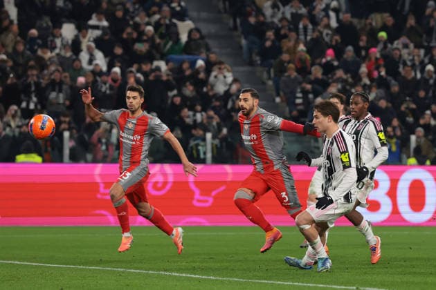 Turin, Italy, 12th January 2026. Kenan Yildiz of Juventus fires home the rebound form his penalty that was parried by Emil Audero of US Cremonese to score and give the hosts a 3-0 lead during the Juventus vs US Cremonese Serie A match at Allianz Stadium, Turin. Picture credit should read: Jonathan Moscrop Sportimage EDITORIAL USE ONLY. No use with unauthorised audio, video, data, fixture lists, club league logos or live services. Online in-match use limited to 120 images, no video emulation. No use in betting, games or single club league player publications. SPI_054_JM_JUVE_CREMONESE_ SPI-4412-0054