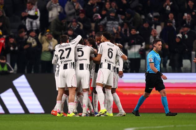 Juventus Fc - US Cremonese Fabio Miretti of Juventus Fc celebrates with his team mates after scoring a goal during the Serie A match beetween Juventus Fc and US Cremonese at Allianz Stadium on January 12, 2026 in Turin, Italy . Torino Allianz Stadium Italy Copyright: xMarcoxCanonierox