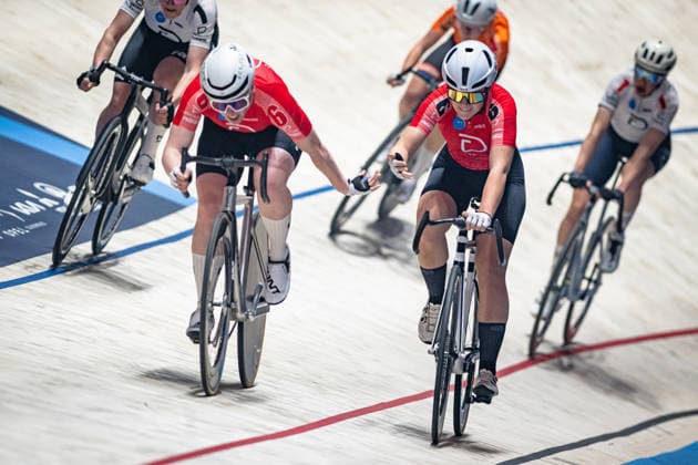 TVEIT Nora, NELSON Lucy Sixdays Bremen 2026 Team 6 TVEIT Nora NOR Black NELSON Lucy GBR Red Third Place Landscape horizontal Landscape Event Event Sixdays Bremen 2026 Category Category Cycling Track Cycling Sixdays Elite Women Location Place Europe Germany Bremen ÖVB Arena Discipline Madison Distance 20 min Date Date 12 01 2026 Monday Day 4
