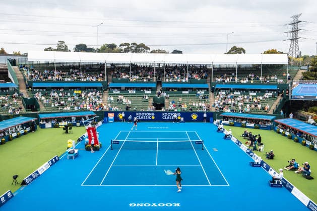 January 13, 2026, Melbourne, Victoria, Australia: MELBOURNE, AUSTRALIA - JANUARY 13 2026: Donna VekiÄ¡ of CroatiaÃ‚ plays Priscilla Hon of Australia on Day 1 of the 2026 Kooyong Classic on January 13, 2026 in Melbourne, Australia. Melbourne Australia - ZUMAp121 20260113_zsp_p121_002 Copyright: xChrisxPutnamx