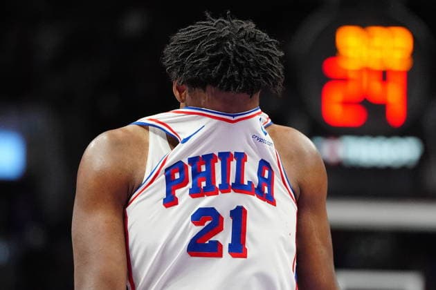 January 12, 2026, Toronto, On, CANADA: Philadelphia 76ers centre forward Joel Embiid (21) reacts after a missed shot during second half NBA, Basketball Herren, USA basketball action against the Toronto Raptors, in Toronto, Monday, Jan. 12, 2026. Canada News - January 12, 2026 - ZUMAc35_ 20260112_zaf_c35_080 Copyright: xFrankxGunnx