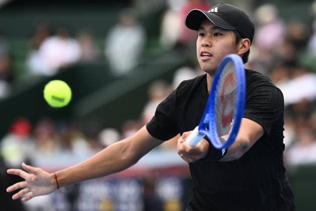 TENNIS KOOYONG CLASSIC, Learner Tien of the US in action against Matteo Berrettini of Italy during the Kooyong Classic at the Kooyong Lawn Tennis Club in Melbourne, Tuesday, January 13, 2026. ( NO ARCHIVING, EDITORIAL USE ONLY MELBOURNE VICTORIA AUSTRALIA  Copyright: xJOELxCARRETTx 20260113176345420828