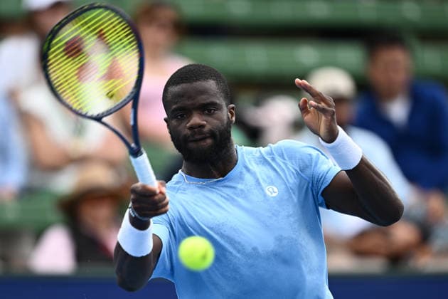 TENNIS KOOYONG CLASSIC, Frances Tiafoe of the US in action against Karen Khachanov of Russia during the Kooyong Classic at the Kooyong Lawn Tennis Club in Melbourne, Tuesday, January 13, 2026. ( NO ARCHIVING, EDITORIAL USE ONLY MELBOURNE VICTORIA AUSTRALIA  Copyright: xJOELxCARRETTx 20260113132311779807