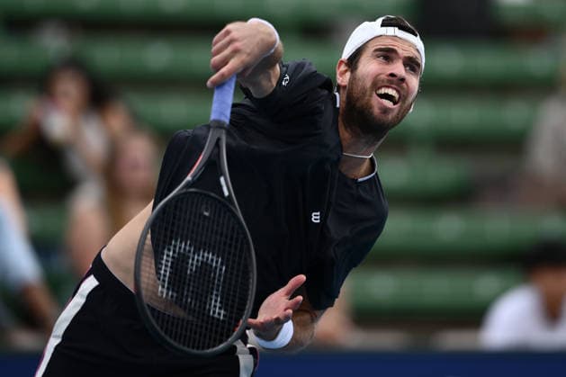 TENNIS KOOYONG CLASSIC, Karen Khachanov of Russia in action against Frances Tiafoe of the US during the Kooyong Classic at the Kooyong Lawn Tennis Club in Melbourne, Tuesday, January 13, 2026. ( NO ARCHIVING, EDITORIAL USE ONLY MELBOURNE VICTORIA AUSTRALIA  Copyright: xJOELxCARRETTx 20260113181892333121