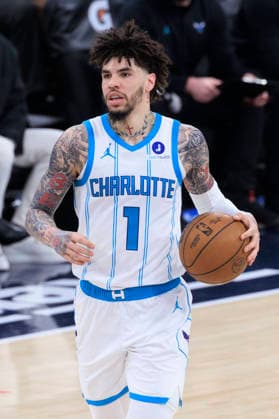 January 12, 2026, Inglewood, California, USA: LaMelo Ball 1 of the Charlotte Hornets during their regular season NBA, Basketball Herren, USA game against the Los Angeles Clippers on Monday January 12, 2026 at Intuit Dome in Inglewood, California. Clippers defeat Hornets, 117-109. ARIANA RUIZ PI Inglewood USA - ZUMAp124 20260112_zaa_p124_026 Copyright: xArianaxRuizx
