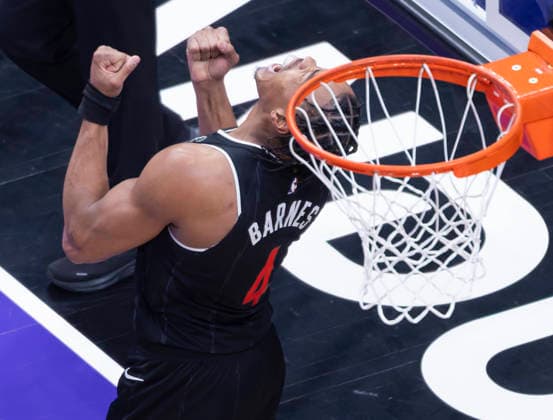 (260113) -- TORONTO, Jan. 13, 2026 -- Scottie Barnes of Toronto Raptors reacts after missing a shot during the 2025-2026 NBA, Basketball Herren, USA regular season game between Toronto Raptors and Philadelphia 76ers in Toronto, Canada, on Jan. 12, 2026. (Photo by Xinhua) (SP)CANADA-TORONTO-BASKETBALL-NBA-76ERS VS RAPTORS ZouxZheng 