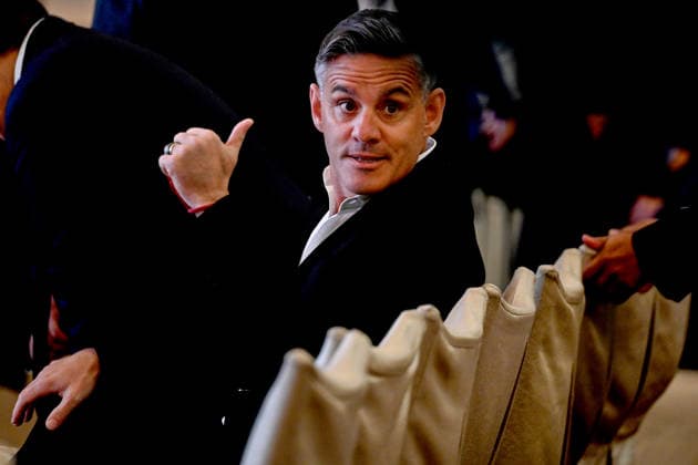 (260113) -- JAKARTA, Jan. 13, 2026 -- John Herdman greets journalists as he arrives before press conference, PK, Pressekonferenz in Jakarta, Indonesia, Jan. 13, 2025. The Indonesian Football Association (PSSI) officially announced and introduced John Herdman, the British coach as the new head coach of the Indonesian national football team to the public through a press conference. ) (SP)INDONESIA-JAKARTA-FOOTBALL-INDONESIAN national team, Nationalteam NEW COACH-PRESS CONFERENCE AgungxKuncahyaxB. 