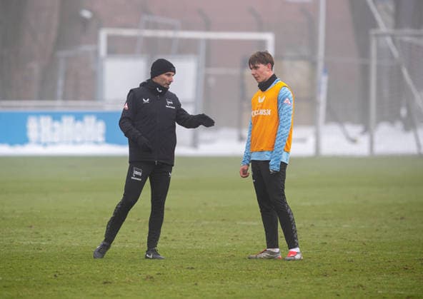 Soccer, Men, Season 2025 26, 2 Bundesliga, Hertha BSC, Training, f l Coach Stefan Leitl Hertha BSC , Kennet Eichhorn Hertha BSC , 13 01 2026, Copyright: xSebastianxRäppold MatthiasxKochx