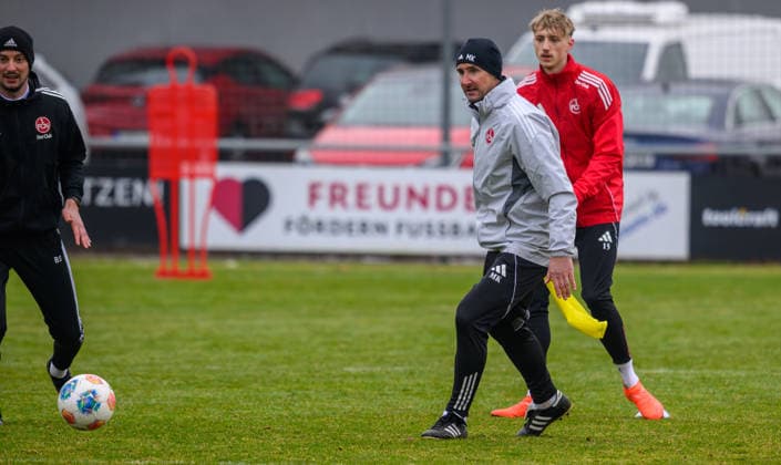 13 01 2026 Soccer 2 Soccer Bundesliga Season 2025 2026 1 FC Nürnberg Nuernberg FCN Club Training Sportfoto Zink xwoxzix Miroslav Miro Klose Coach 1 FC Nürnberg FCN in front of Tim Drexler 15, 1 FC Nürnberg FCN