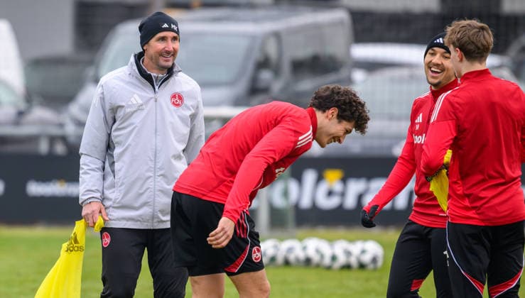 13 01 2026 Soccer 2 Soccer Bundesliga Season 2025 2026 1 FC Nürnberg Nuernberg FCN Club Training Sportfoto Zink xwoxzix Miroslav Miro Klose Coach 1 FC Nürnberg FCN Fabio Gruber 4, 1 FC Nürnberg FCN Julian Justvan 10, 1 FC Nürnberg FCN happy