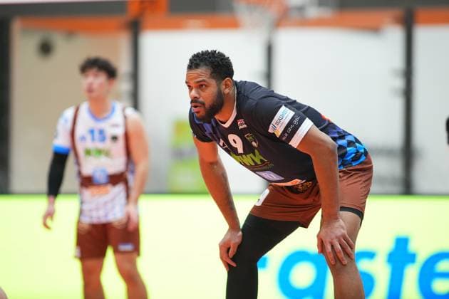 Game scene with Gustavo Oscar Bryan Avila 9 WWK Volleys Herrsching Game scene with Gustavo Oscar Bryan Avila 9 WWK Volleys Herrsching Copyright: xspeedshotx