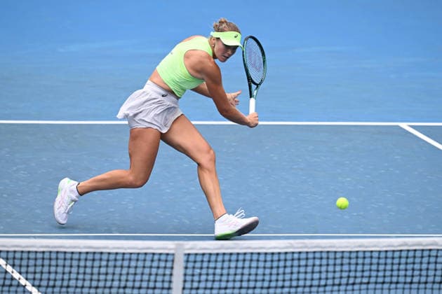 TENNIS AUSTRALIAN OPEN QUALIFYING, Olivia Gadecki of Australia in action against Sloane Stephens of the US during a qualifying session ahead of the Australian Open tennis tournament at Melbourne Park in Melbourne, Wednesday, January 14, 2026. ( NO ARCHIVING, EDITORIAL USE ONLY MELBOURNE VICTORIA AUSTRALIA  Copyright: xJOELxCARRETTx 20260114156283848400
