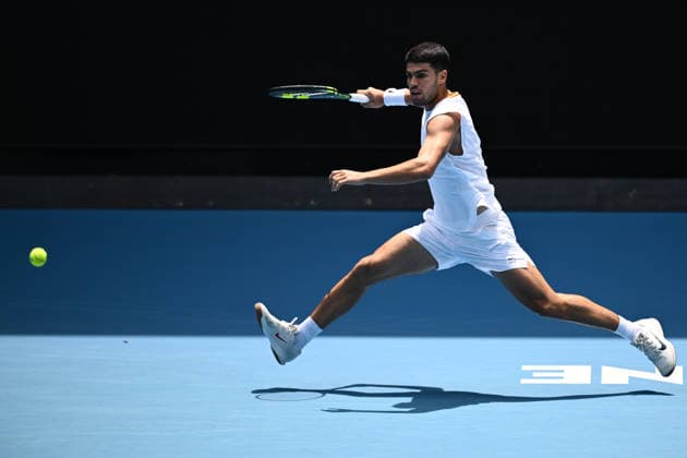 TENNIS AUSTRALIAN OPEN PRACTICE, Carlos Alcaraz of Spain during practice sessions ahead of the Australian Open tennis tournament at Melbourne Park in Melbourne, Wednesday, January 14, 2026. ( NO ARCHIVING, EDITORIAL USE ONLY MELBOURNE VICTORIA AUSTRALIA  Copyright: xJOELxCARRETTx 20260114125535989180