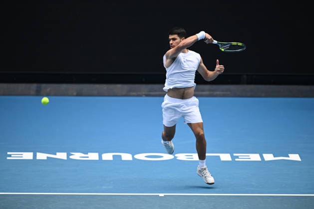 TENNIS AUSTRALIAN OPEN PRACTICE, Carlos Alcaraz of Spain during practice sessions ahead of the Australian Open tennis tournament at Melbourne Park in Melbourne, Wednesday, January 14, 2026. ( NO ARCHIVING, EDITORIAL USE ONLY MELBOURNE VICTORIA AUSTRALIA  Copyright: xJOELxCARRETTx 20260114135457180089