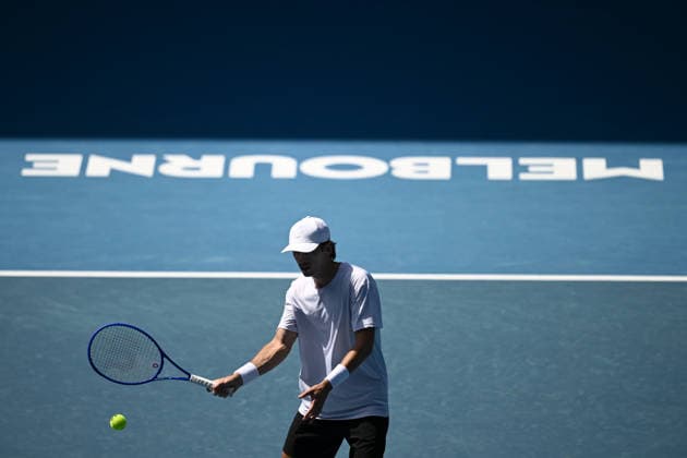 TENNIS AUSTRALIAN OPEN PRACTICE, Alex de Minaur of Australia during a practice session ahead of the Australian Open tennis tournament at Melbourne Park in Melbourne, Wednesday, January 14, 2026. ( NO ARCHIVING, EDITORIAL USE ONLY MELBOURNE VICTORIA AUSTRALIA  Copyright: xJOELxCARRETTx 20260114126659649103
