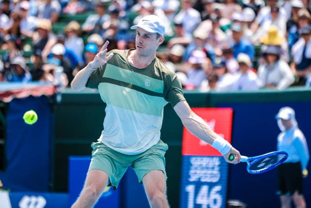 January 14, 2026, Melbourne, Victoria, Australia: Denis Shapovalov of Canada plays against Jordan Thompson of Australia on Day 2 of the 2026 Kooyong Classic. Denis Shapovalov 1 - 2 Jordan Thompson Melbourne Australia - ZUMAs197 20260114_aaa_s197_007 Copyright: xChrisxPutnamx