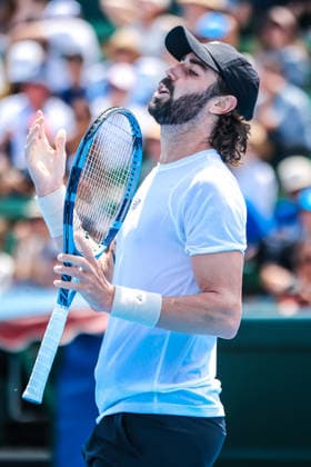 January 14, 2026, Melbourne, Victoria, Australia: Jordan Thompson of Australia plays against Denis Shapovalov of Canada on Day 2 of the 2026 Kooyong Classic. Denis Shapovalov 1 - 2 Jordan Thompson Melbourne Australia - ZUMAs197 20260114_aaa_s197_017 Copyright: xChrisxPutnamx
