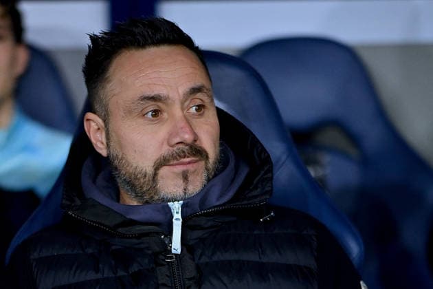 Bayeux FC v Olympique de Marseille - French Cup 2025 2026. FC CAEN, FRANCE - JANUARY 13 Head coach Roberto De Zerbi of Olympique de Marseille looks on during the French Cup - Round of 32 match between Bayeux FC and Olympique de Marseille at Stade Michel D Ornano on January 13, 2026 in Caen, France..Photo by Franck Castel ABACAPRESS.COM caen France  Copyright: xCastelxFranck ABACAx