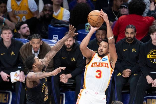 January 13, 2026, Los Angeles, California, United States: Atlanta Hawks CJ McCollum (3) shoots against Los Angeles Lakersâ„¢ Marcus Smart (36) during an NBA, Basketball Herren, USA basketball game at Crypto.com Arena on Tuesday, Jan. 13, 2026 in Los Angeles. Los Angeles United States - ZUMAs197 20260113_aaa_s197_449 Copyright: xRingoxChiux