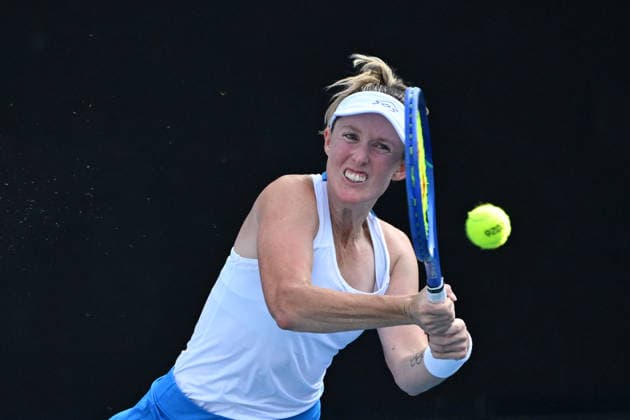 TENNIS AUSTRALIAN OPEN QUALIFYING, Storm Hunter of Australia in action against Lola Radivojevic of Serbia in the round 2 qualifying match ahead of the Australian Open tennis tournament at Melbourne Park in Melbourne, Wednesday, January 14, 2026. ( NO ARCHIVING, EDITORIAL USE ONLY MELBOURNE VICTORIA AUSTRALIA  Copyright: xJAMESxROSSx 20260114160354099834