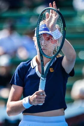 January 14, 2026, Melbourne, Victoria, Australia: MELBOURNE, AUSTRALIA - JANUARY 14 2026: Katie Boulter of Great Britain plays Elizabeth Mandlik of USA on Day 2 of the 2026 Kooyong Classic on January 14, 2026 in Melbourne, Australia. Melbourne Australia - ZUMAp121 20260114_zsp_p121_047 Copyright: xChrisxPutnamx
