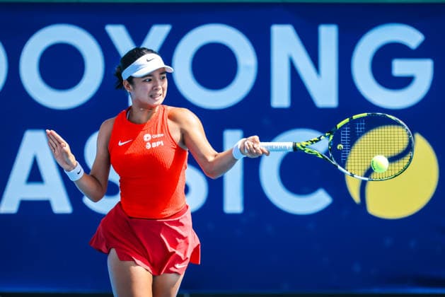 January 14, 2026, Melbourne, Victoria, Australia: MELBOURNE, AUSTRALIA - JANUARY 14 2026: Alexandra Eala of Phillipines plays Donna VekiÄ¡ of Croatia on Day 2 of the 2026 Kooyong Classic on January 14, 2026 in Melbourne, Australia. Melbourne Australia - ZUMAp121 20260114_zsp_p121_075 Copyright: xChrisxPutnamx