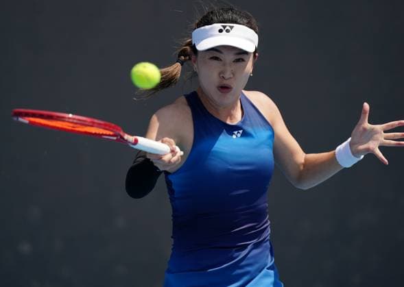 (260114) -- MELBOURNE, Jan. 14, 2026 -- Zhu Lin of China hits a return during the women s singles qualifying 2nd round match against Victoria Jimenez Kasintseva of Andorra at Australian Open tennis tournament in Melbourne, Australia, Jan. 14, 2026. (Photo by Xinhua) (SP)AUSTRALIA-MELBOURNE-TENNIS-AUSTRALIAN OPEN-WOMEN S SINGLES-QUALIFYING WangxShen 