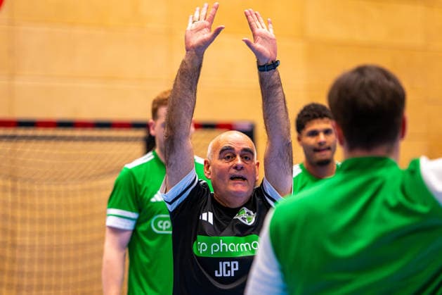 Juan Carlos Pastor TSV Hannover Burgdorf, Coach v l , Training start TSV Hannover Burgdorf 13 01 2026, Hannover, GER , Copyright: xJanxGuentherx xTSVxHannover-Burgdorfx