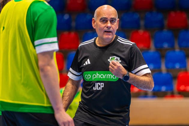 Juan Carlos Pastor TSV Hannover Burgdorf, Coach v l , Training start TSV Hannover Burgdorf 13 01 2026, Hannover, GER , Copyright: xJanxGuentherx xTSVxHannover-Burgdorfx